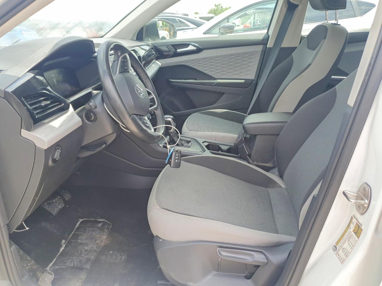 2023 VOLKSWAGEN TAOS S