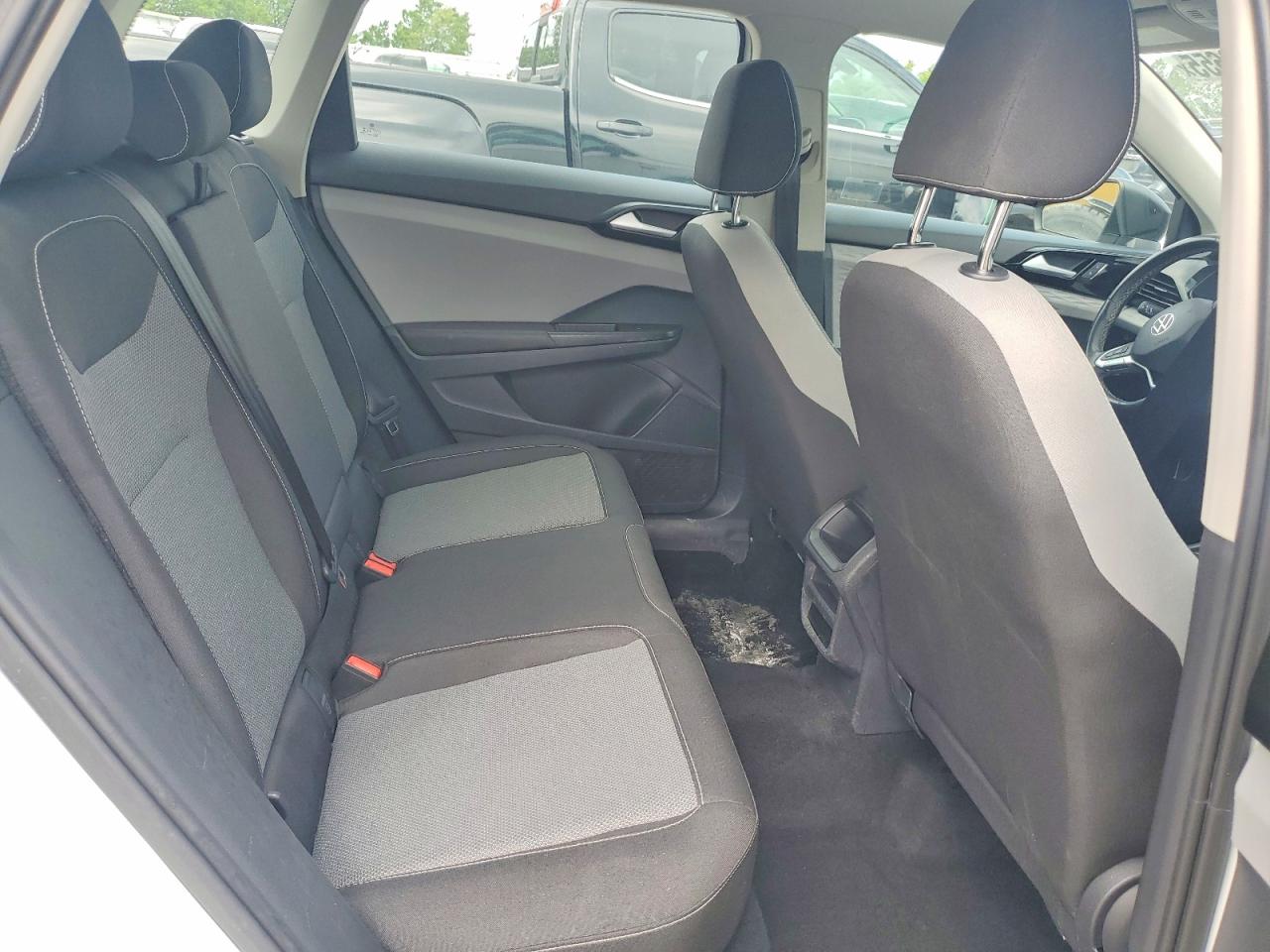 2023 VOLKSWAGEN TAOS S
