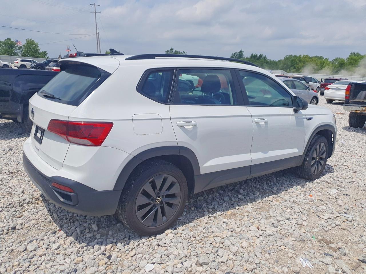 2023 VOLKSWAGEN TAOS S