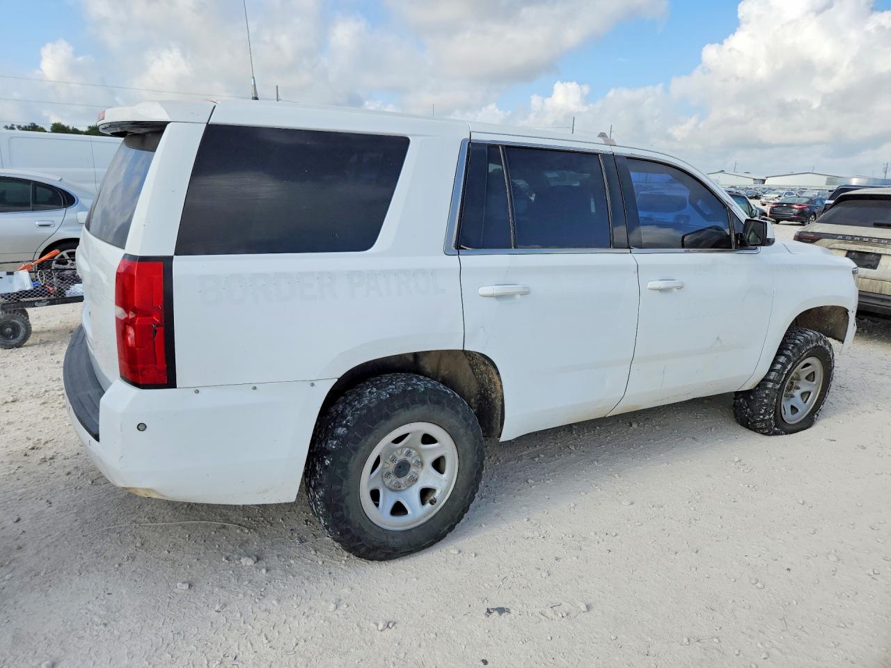 2017 CHEVROLET TAHOE