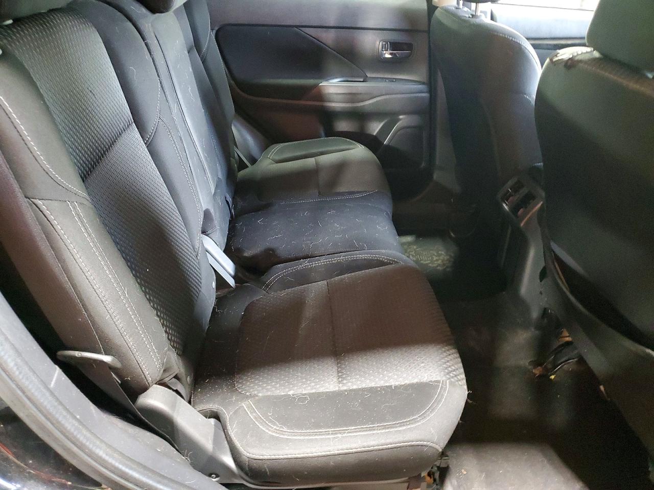 2020 MITSUBISHI OUTLANDER