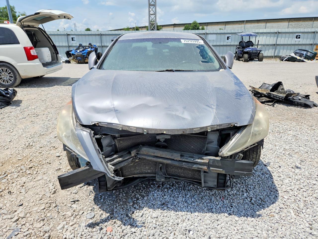 2011 HYUNDAI SONATA
