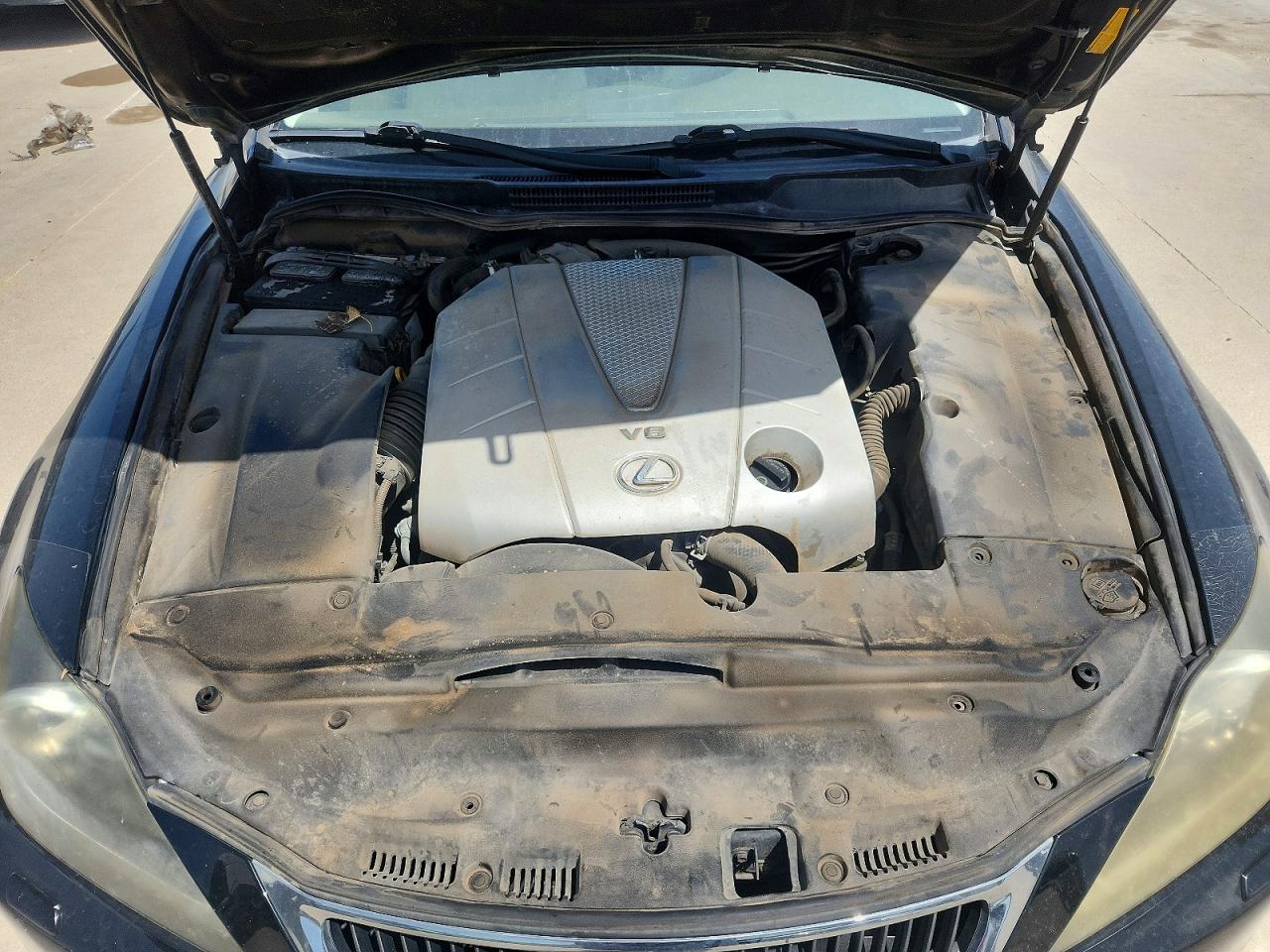 2011 LEXUS IS