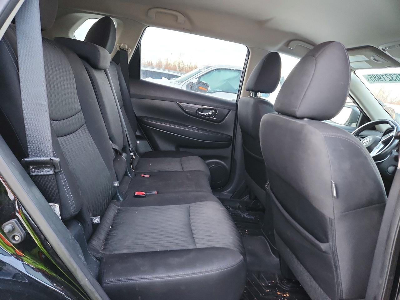 2017 NISSAN ROGUE