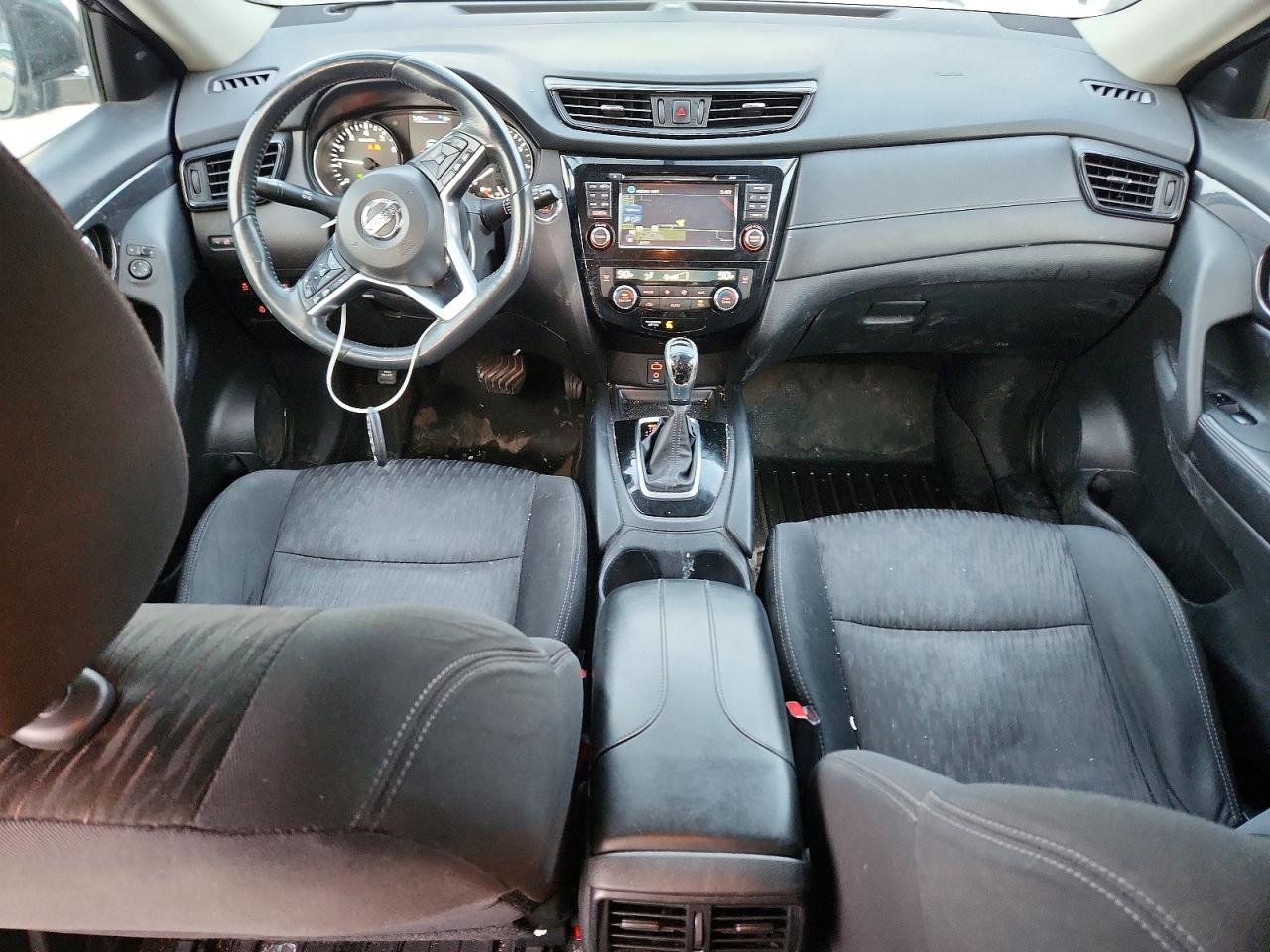 2017 NISSAN ROGUE