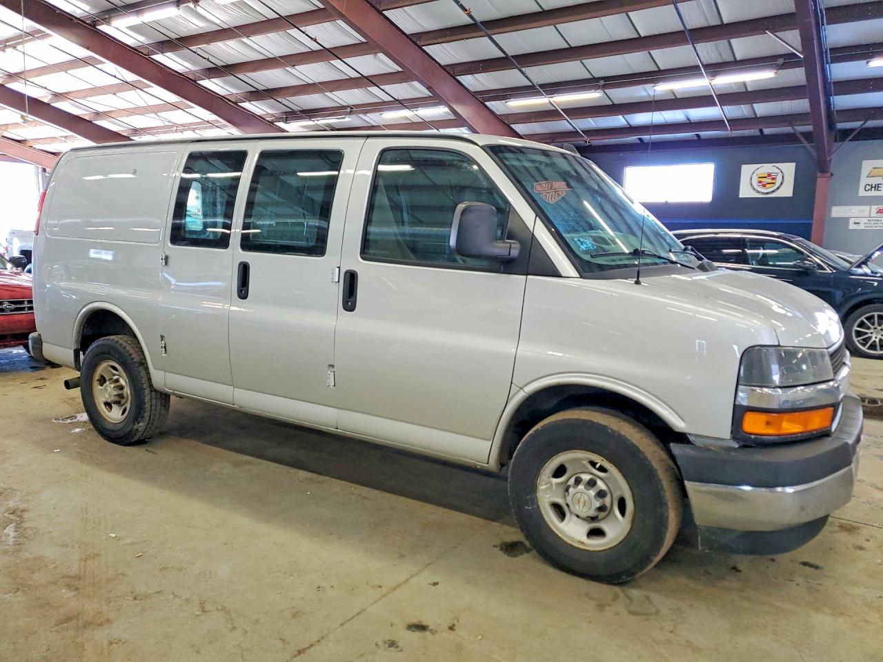 2019 CHEVROLET EXPRESS