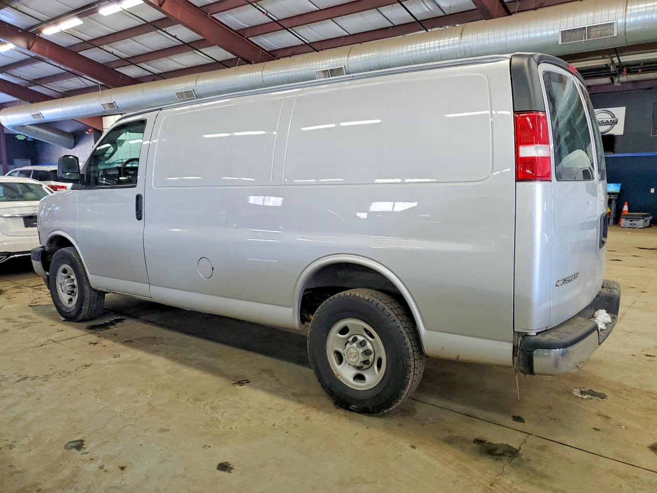 2019 CHEVROLET EXPRESS
