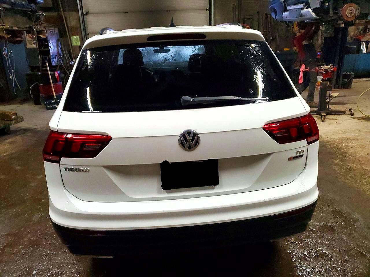 2018 VOLKSWAGEN TIGUAN
