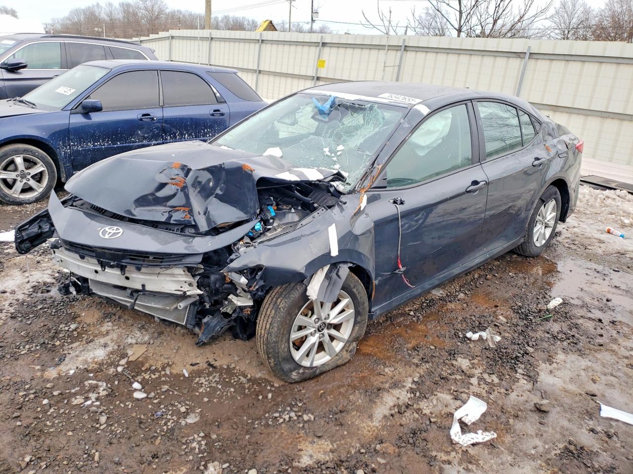 2025 TOYOTA CAMRY