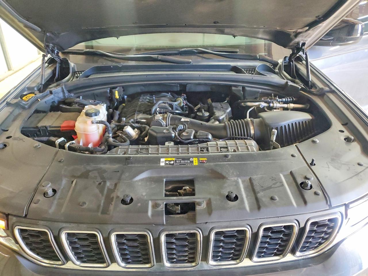 2023 JEEP GRAND CHER