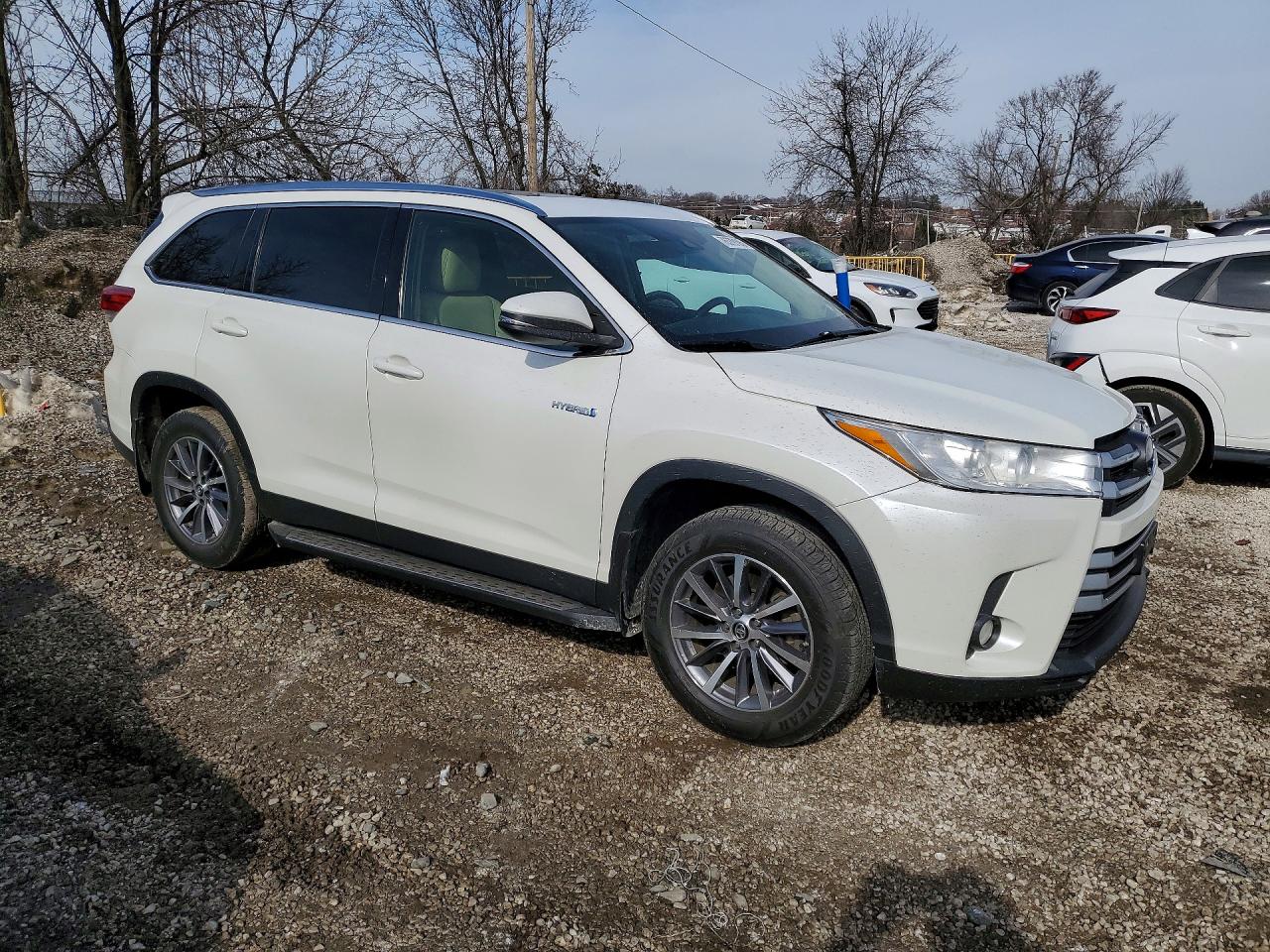 2019 TOYOTA HIGHLANDER