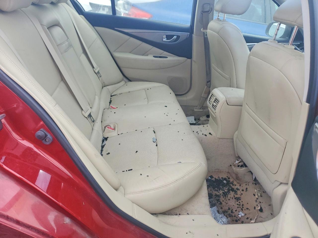 2014 INFINITI Q50