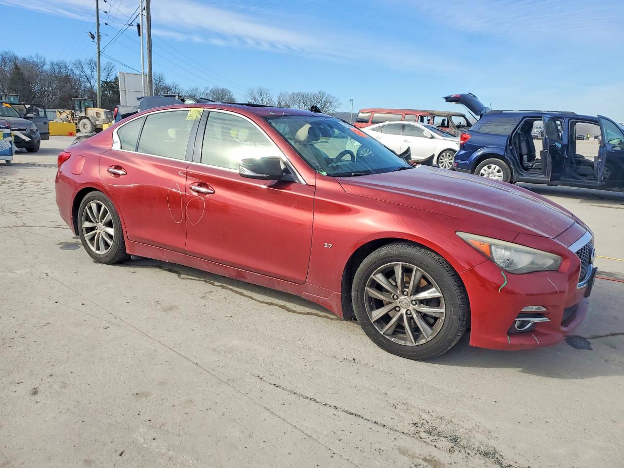 2014 INFINITI Q50
