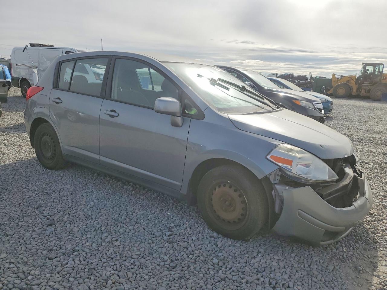 2009 NISSAN VERSA