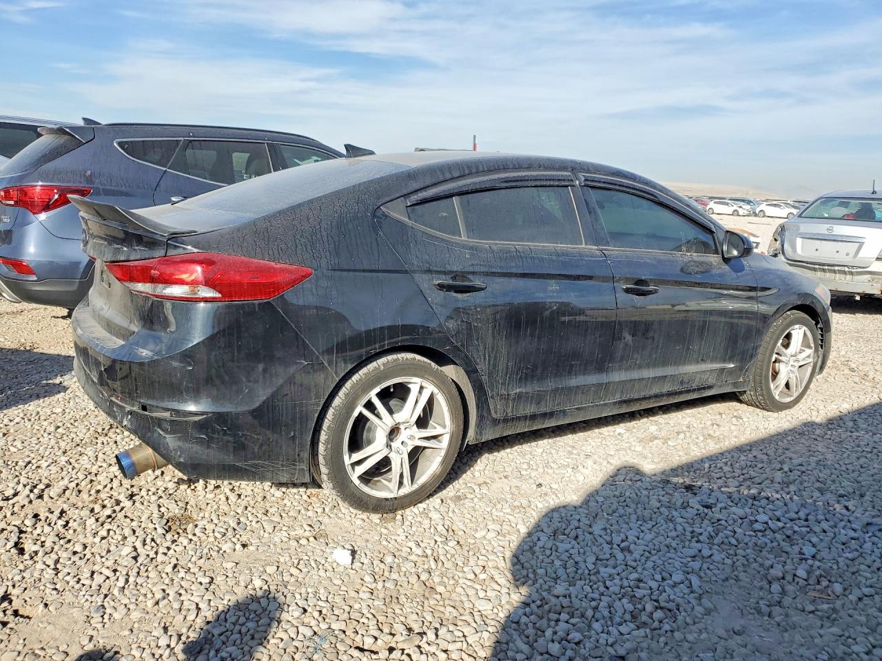 2017 HYUNDAI ELANTRA