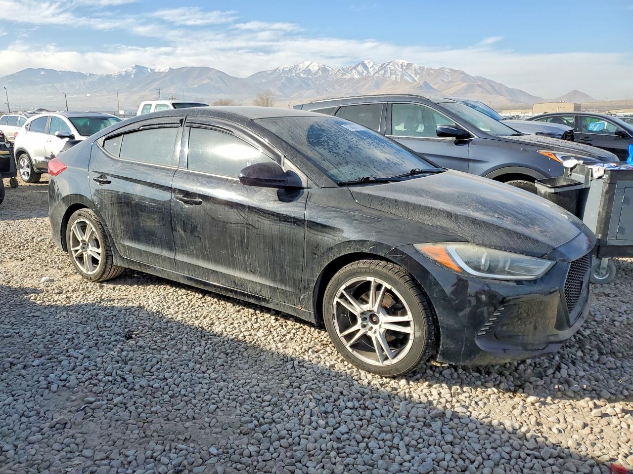 2017 HYUNDAI ELANTRA
