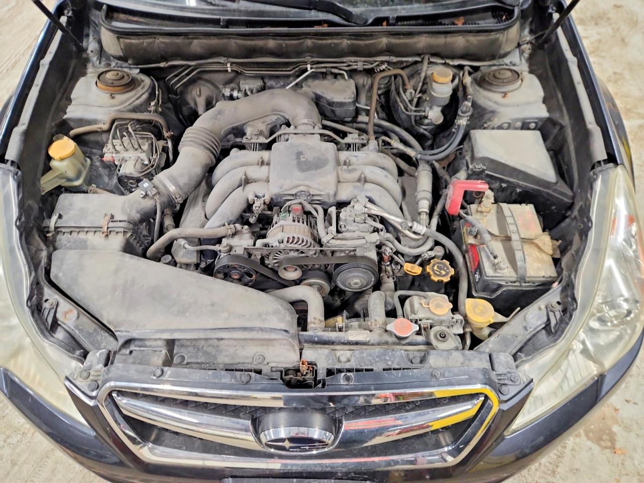 2011 SUBARU LEGACY