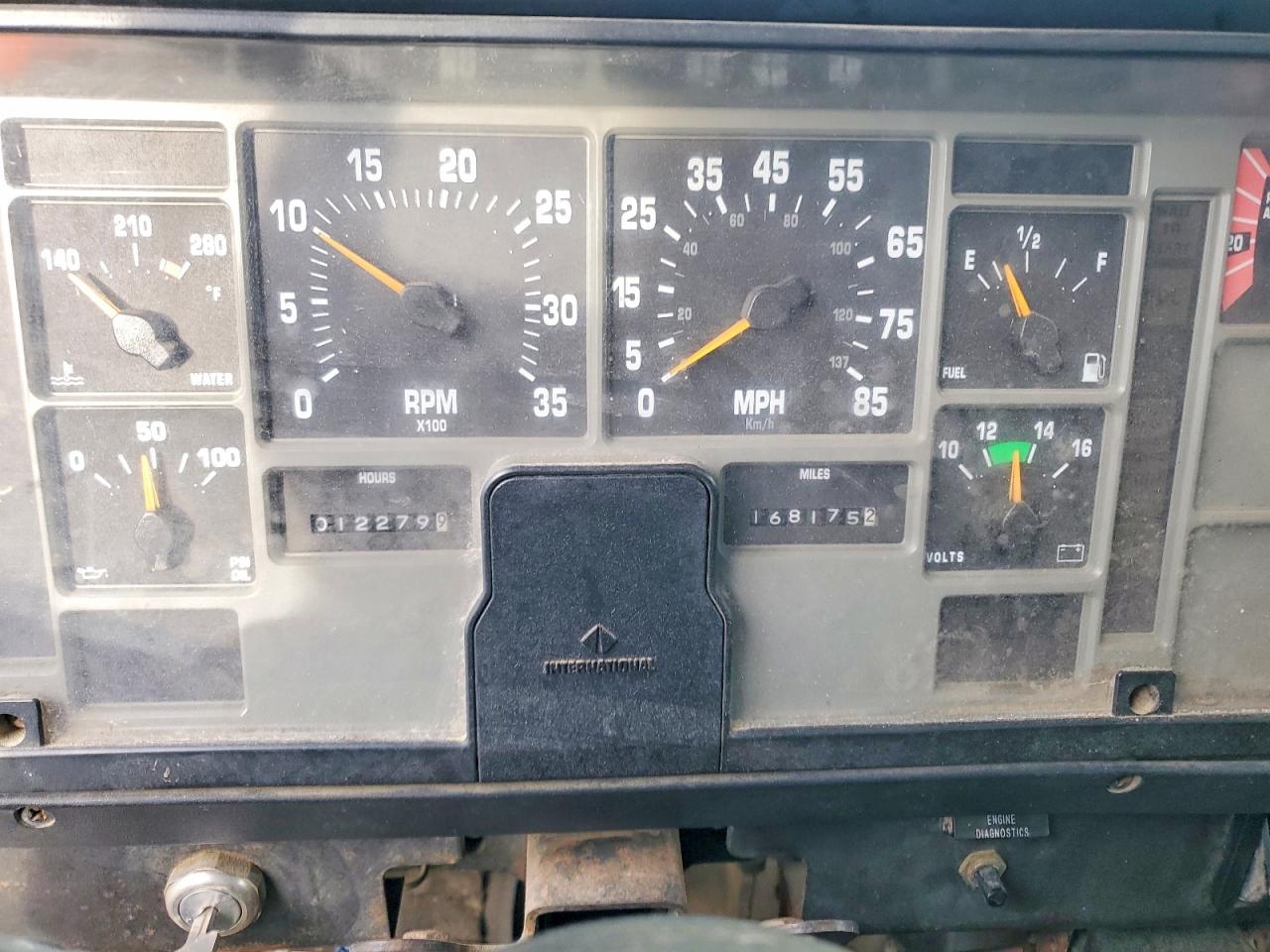 2000 INTERNATIONAL 4000 SERIE