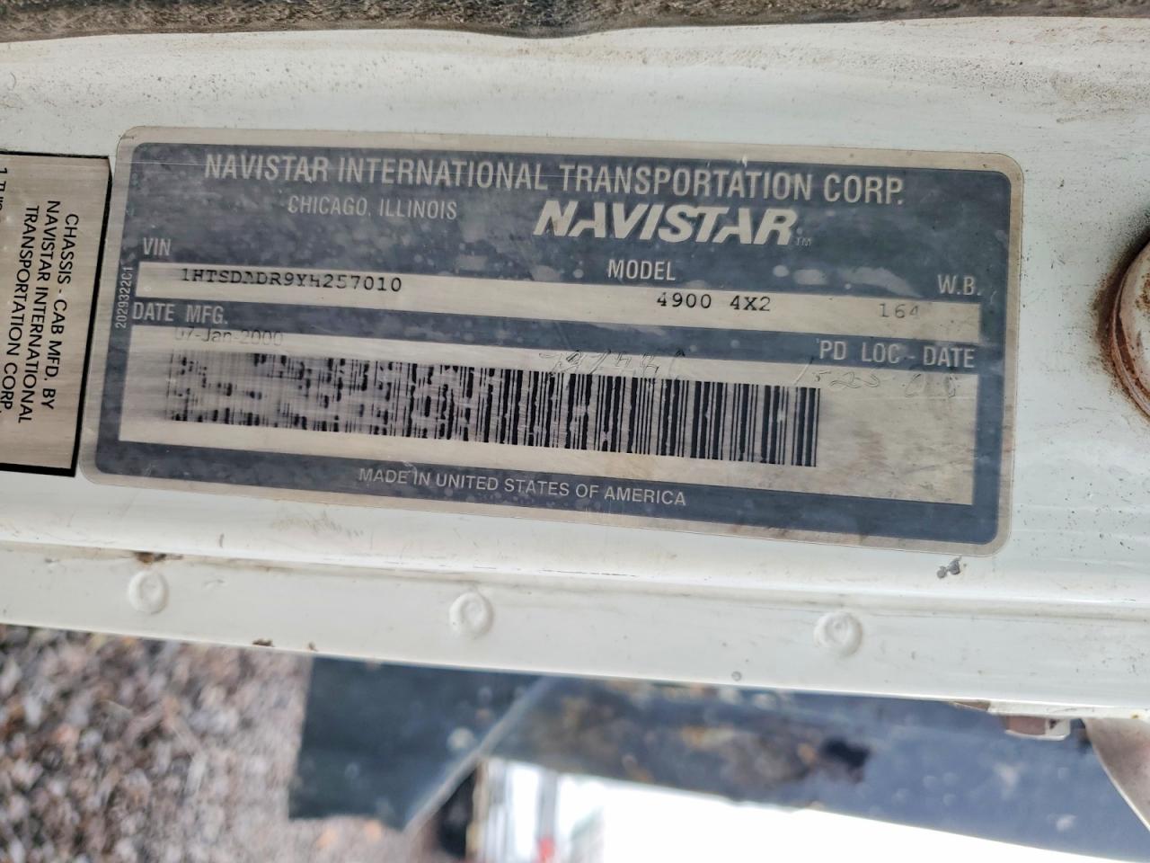 2000 INTERNATIONAL 4000 SERIE