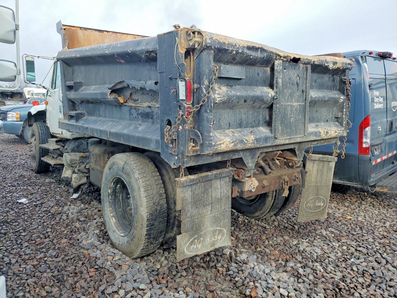 2000 INTERNATIONAL 4000 SERIE