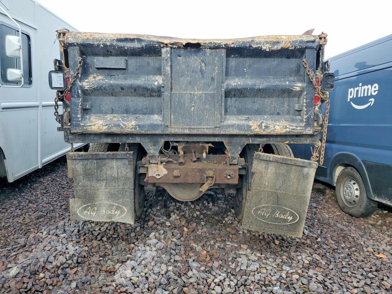 2000 INTERNATIONAL 4000 SERIE
