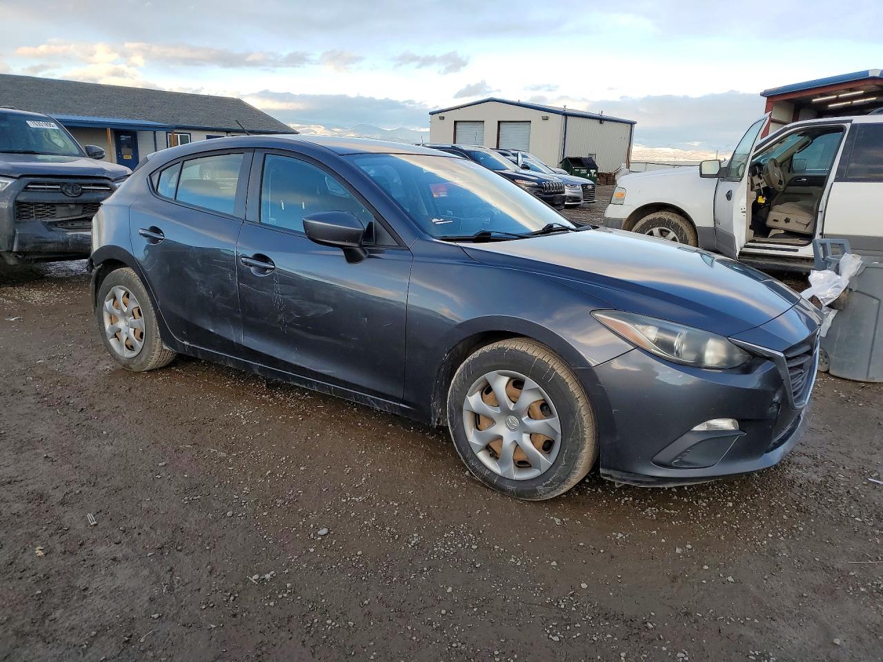 2015 MAZDA 3