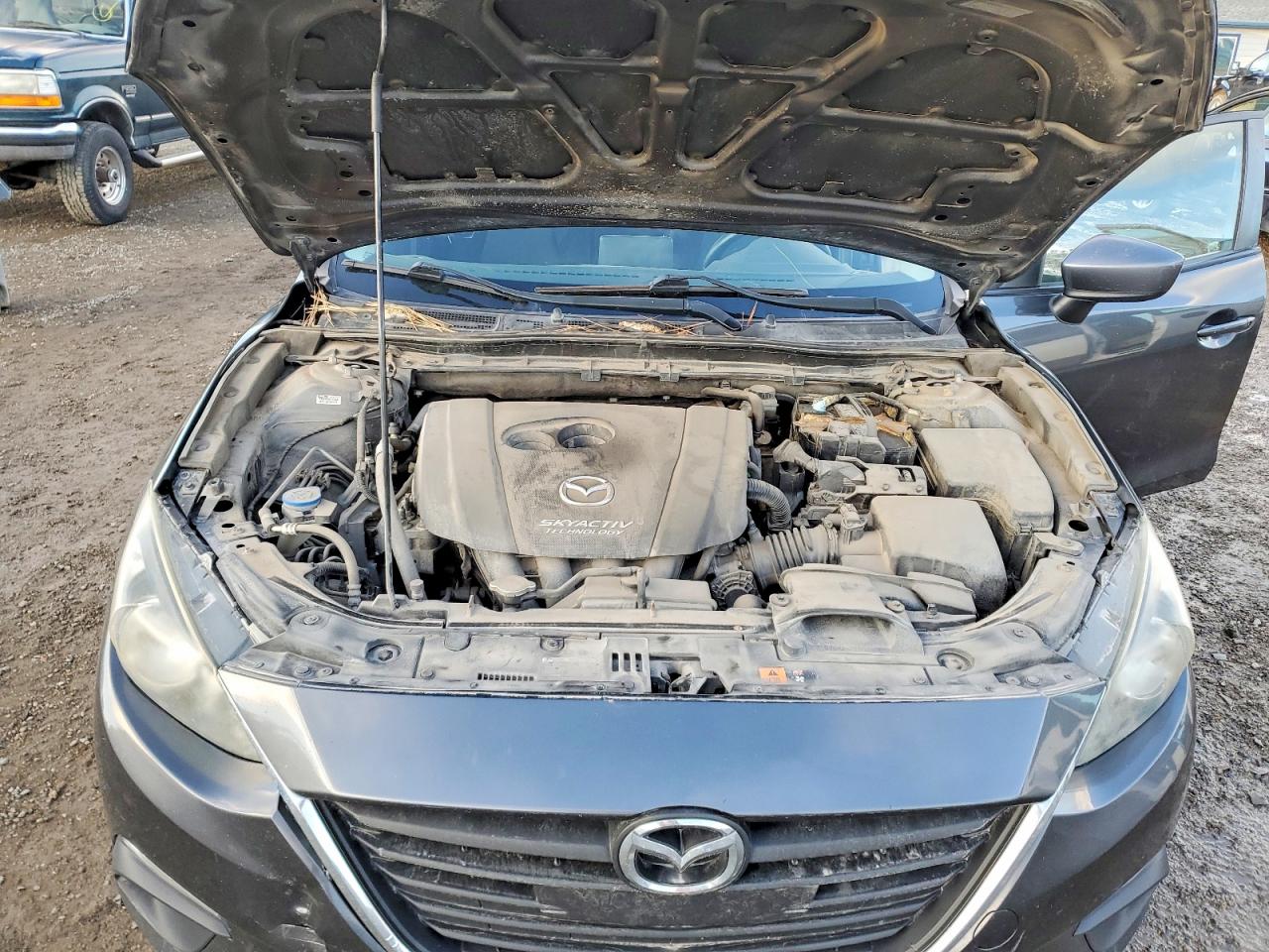 2015 MAZDA 3