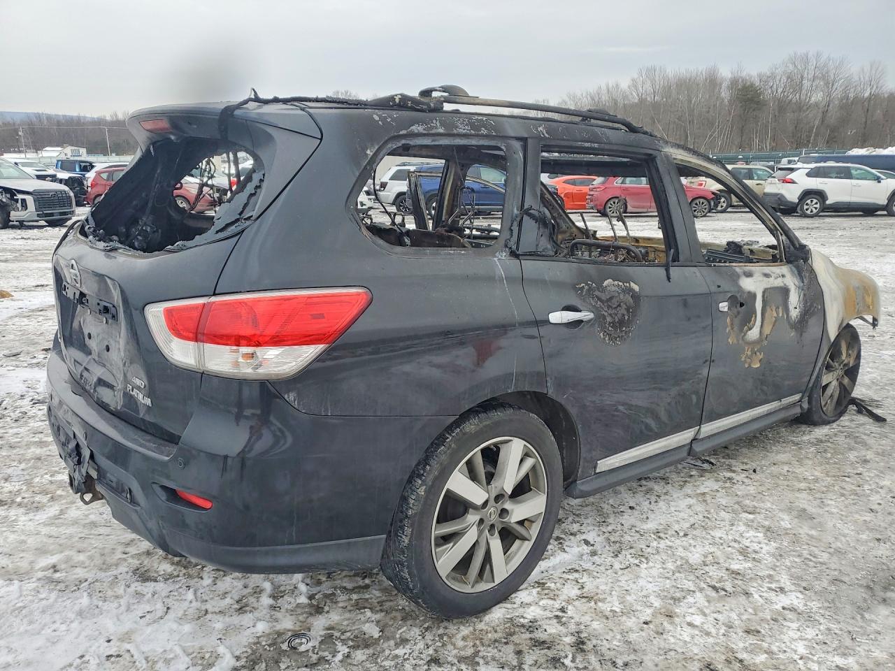 2013 NISSAN PATHFINDER
