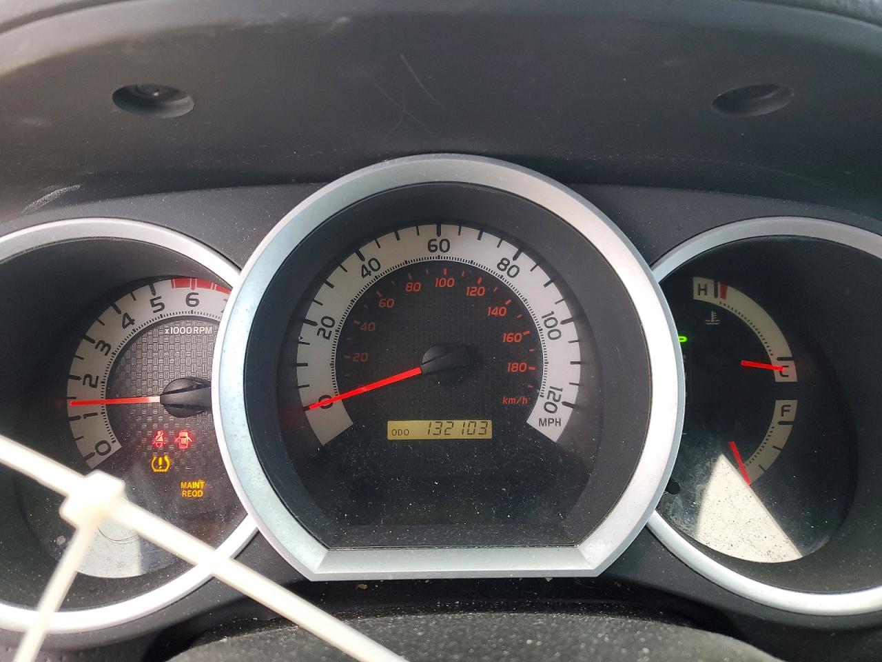 2013 TOYOTA TACOMA
