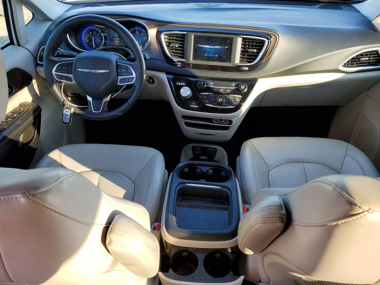 2021 CHRYSLER MINIVAN