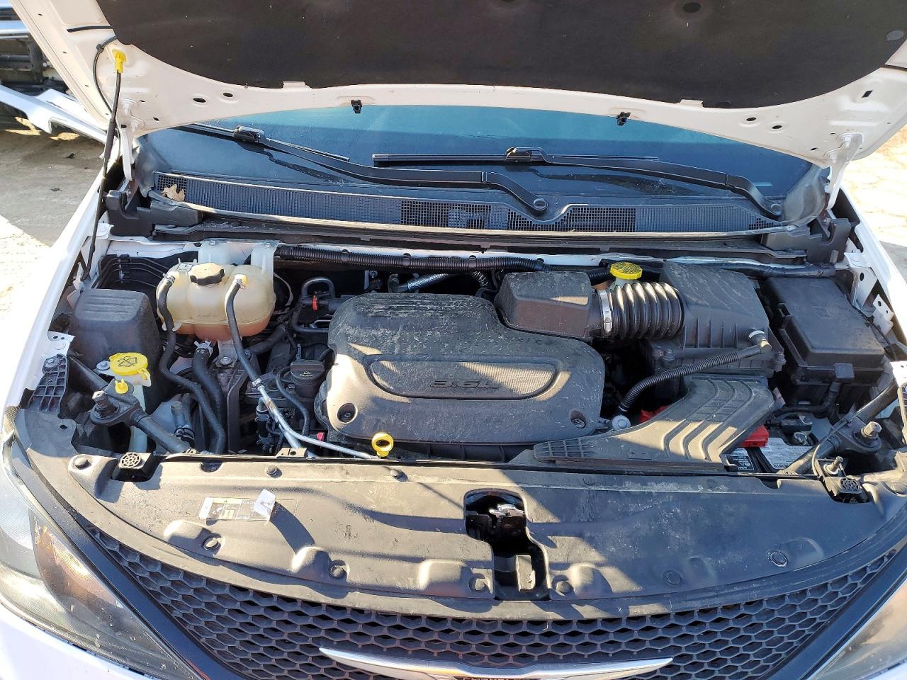 2021 CHRYSLER MINIVAN