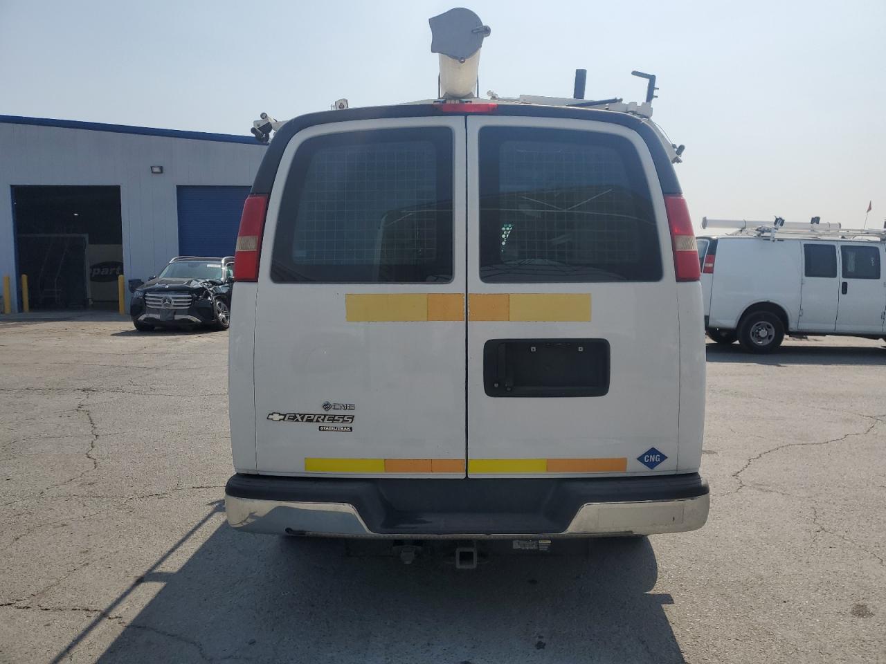 2014 CHEVROLET EXPRESS