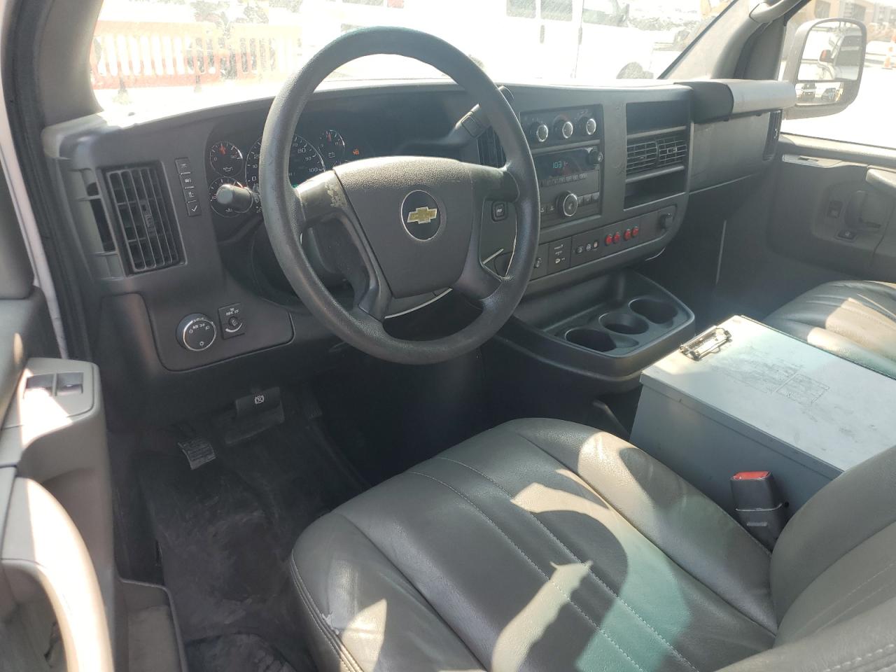 2014 CHEVROLET EXPRESS