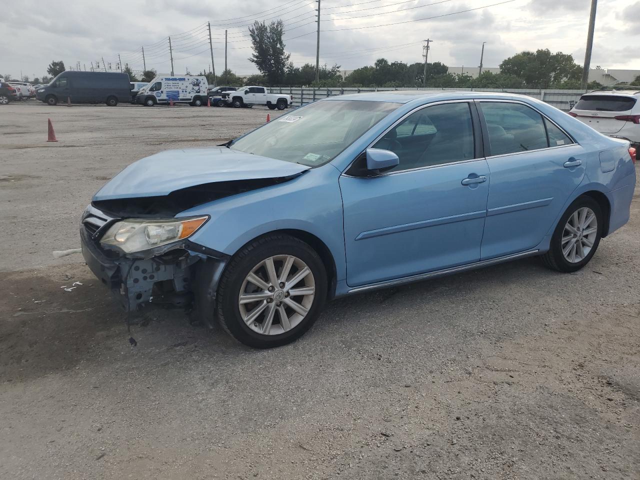 2012 TOYOTA CAMRY