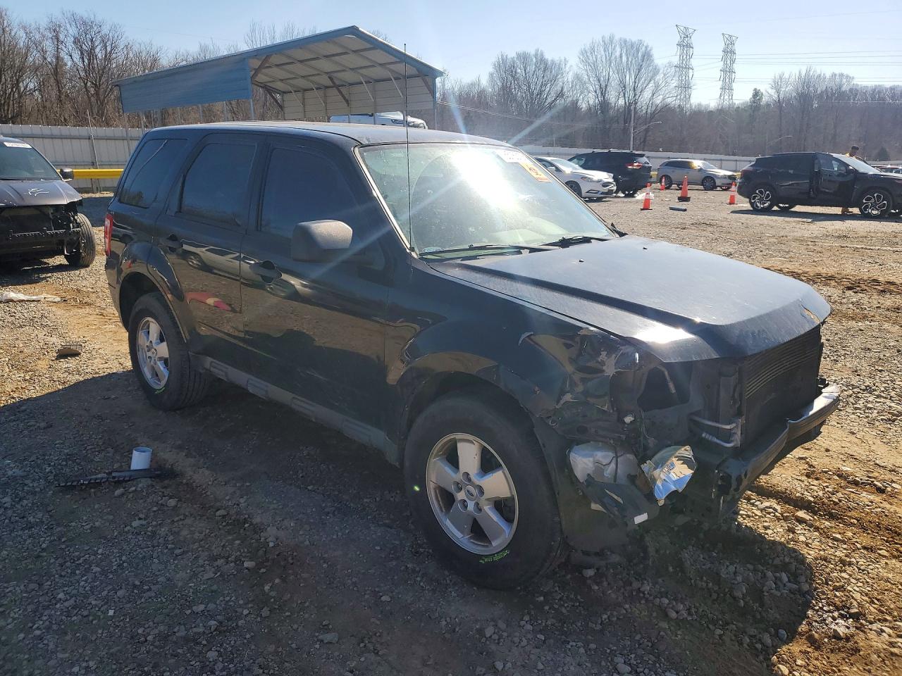 2011 FORD ESCAPE