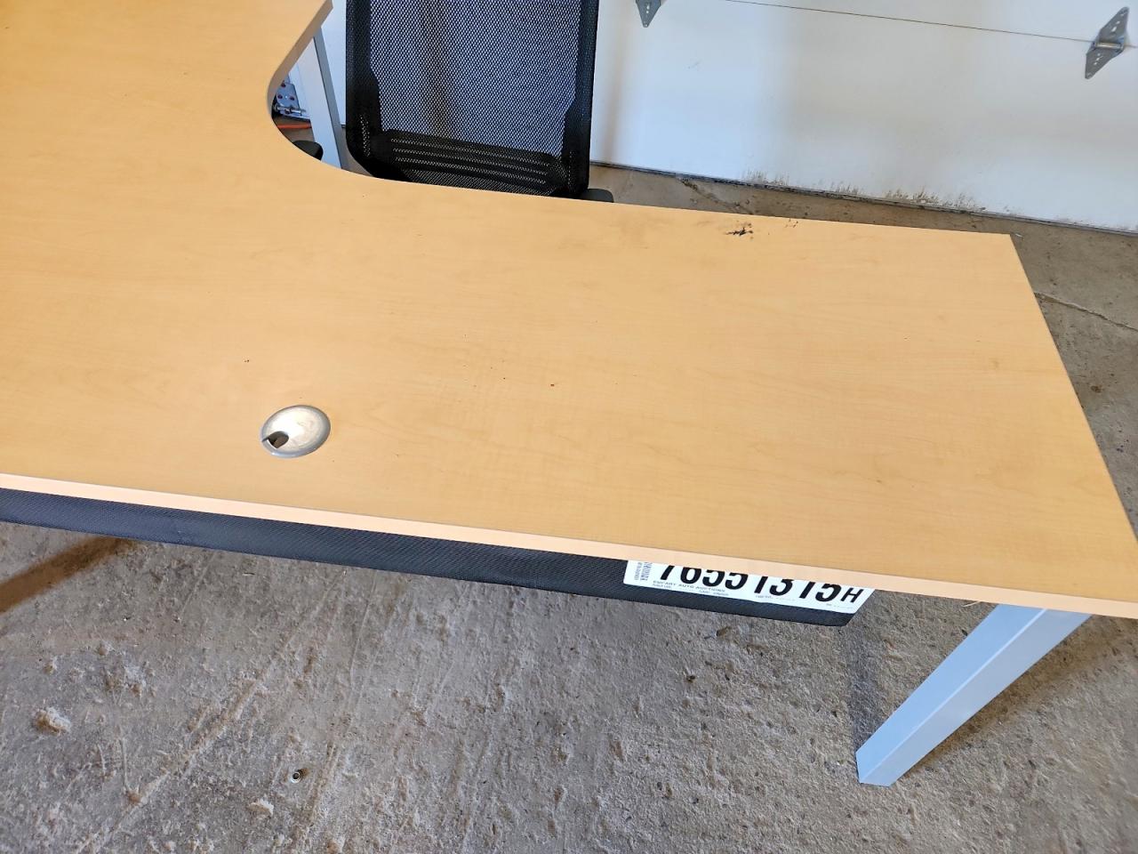 2000 DESK OFFICE FUR