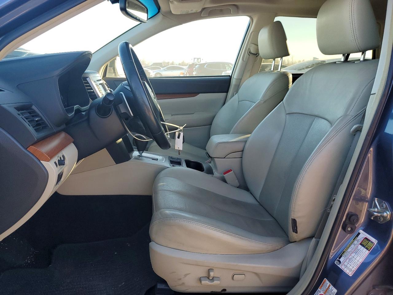 2014 SUBARU OUTBACK