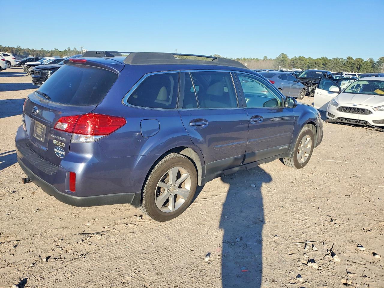 2014 SUBARU OUTBACK