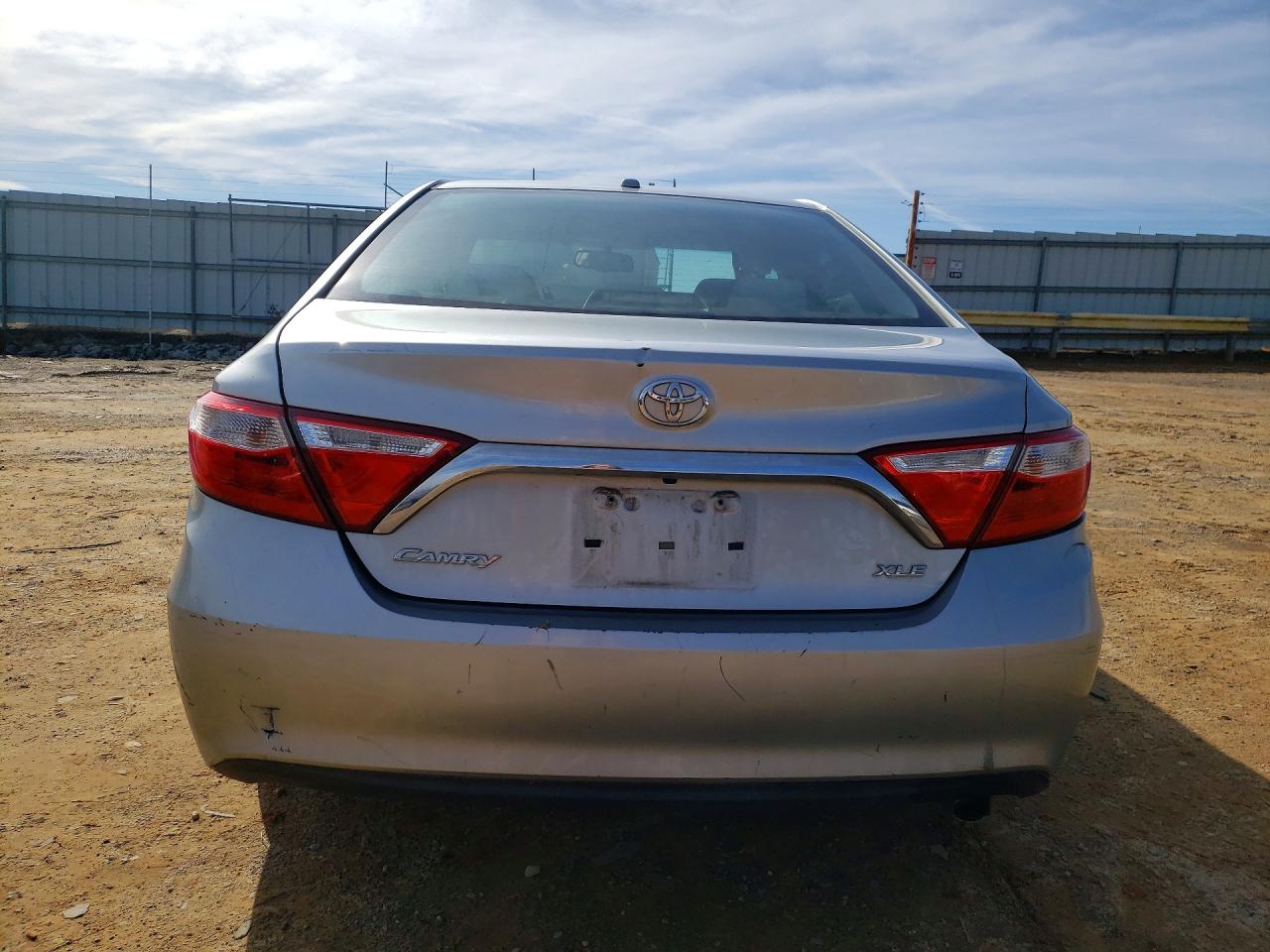 2015 TOYOTA CAMRY