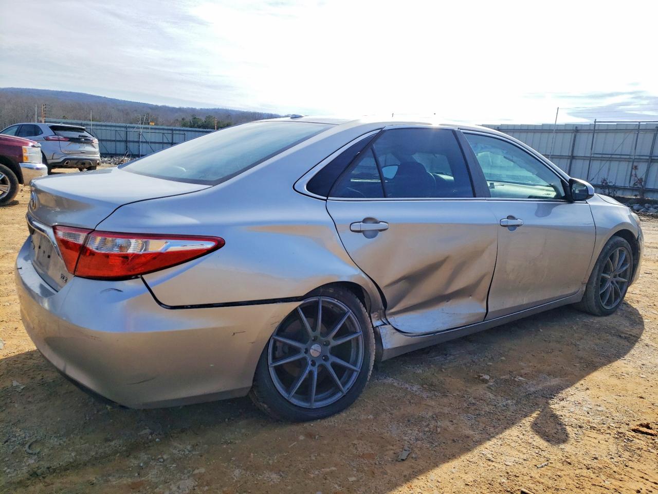 2015 TOYOTA CAMRY