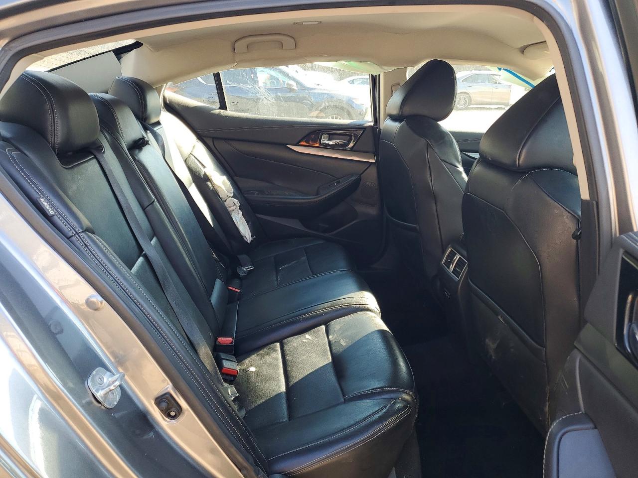 2021 NISSAN MAXIMA