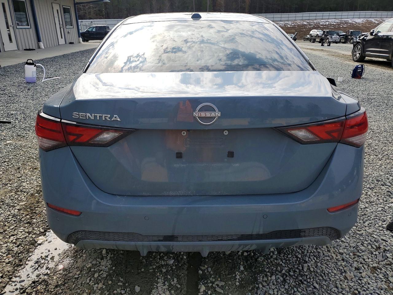 2025 NISSAN SENTRA