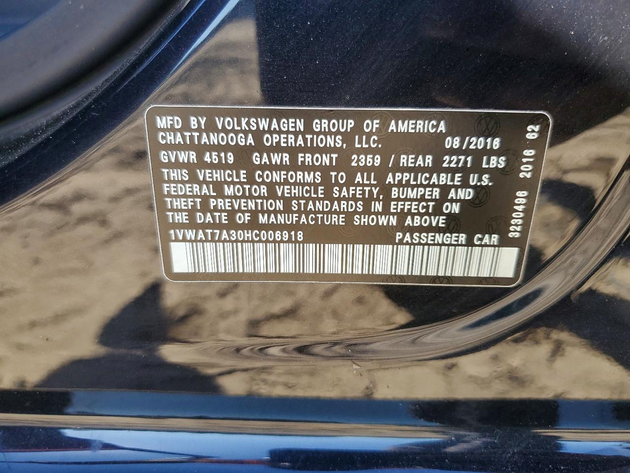 2017 VOLKSWAGEN PASSAT