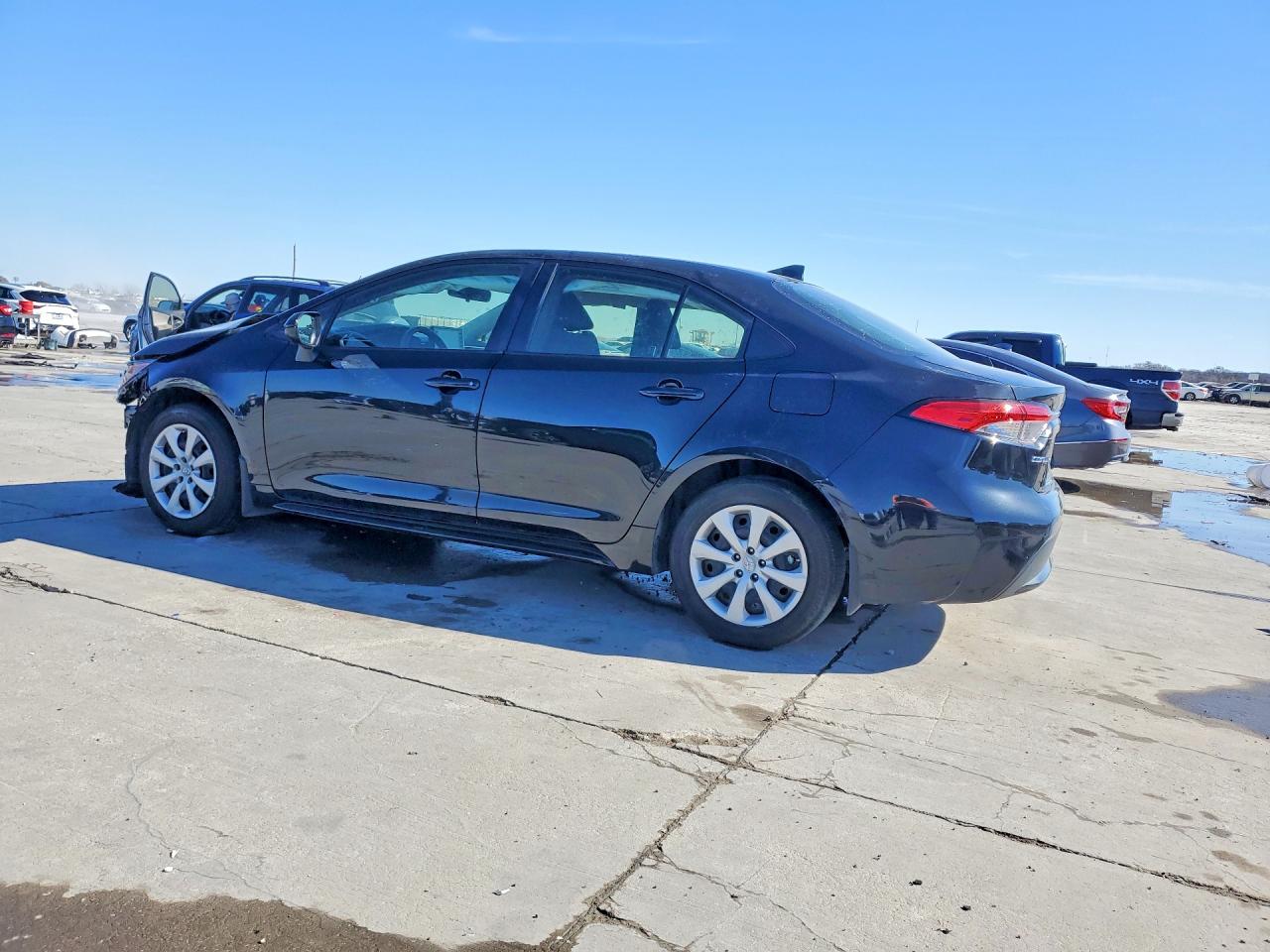 2022 TOYOTA COROLLA