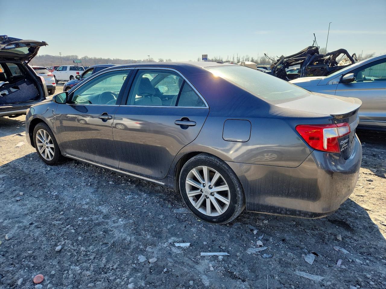 2012 TOYOTA CAMRY