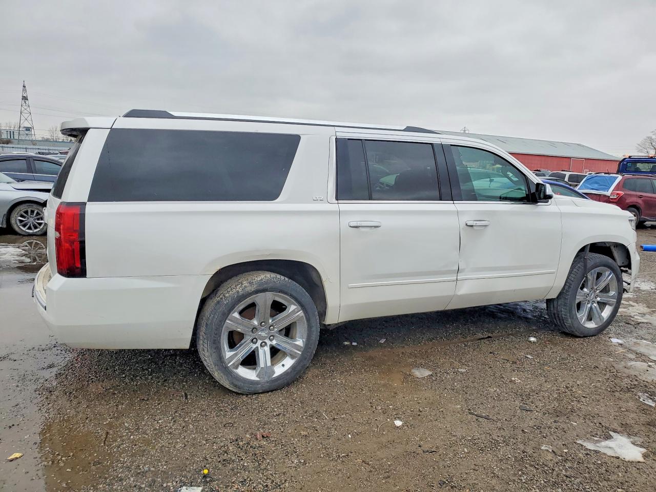 2016 CHEVROLET SUBURBAN