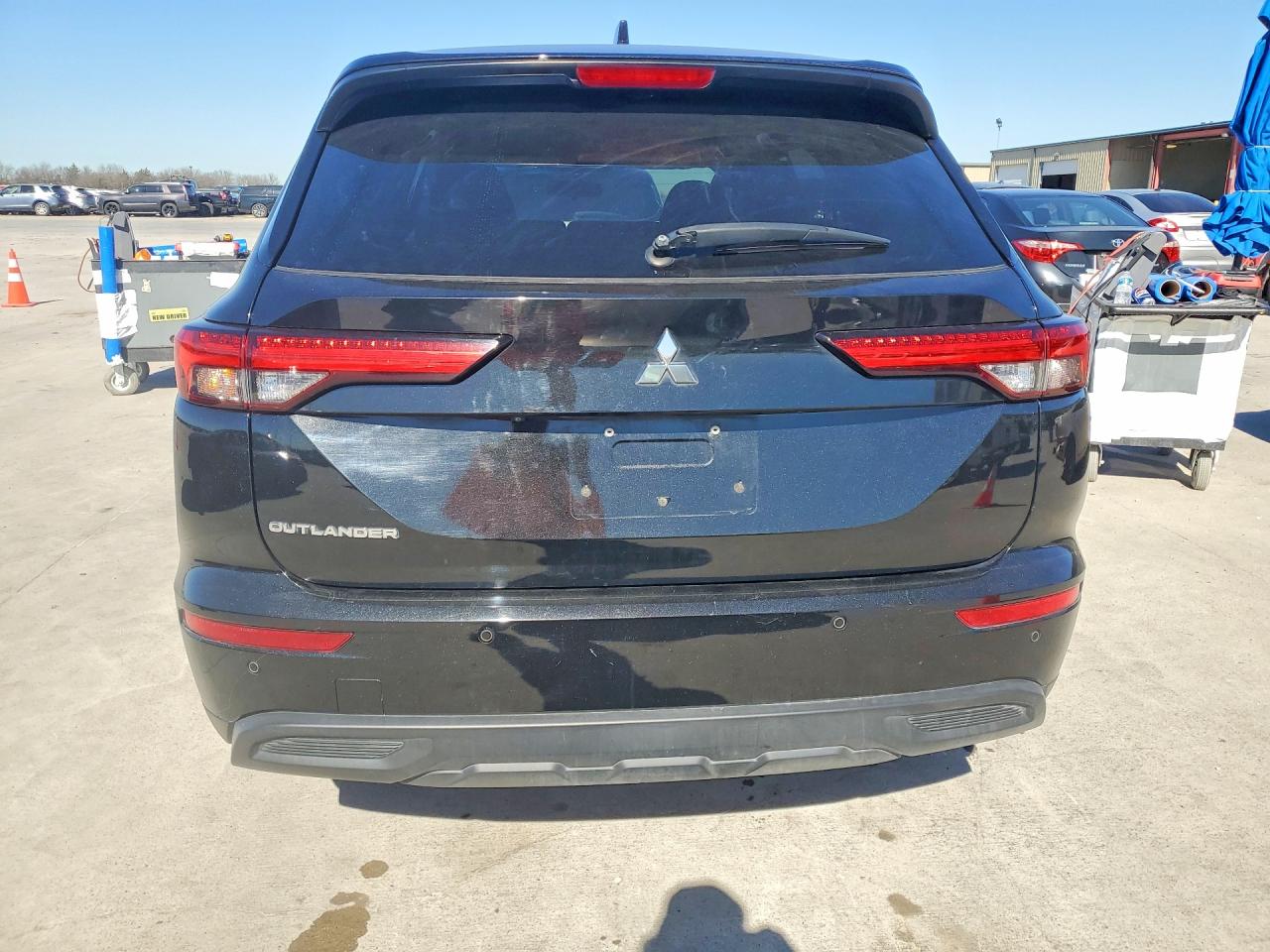 2022 MITSUBISHI OUTLANDER