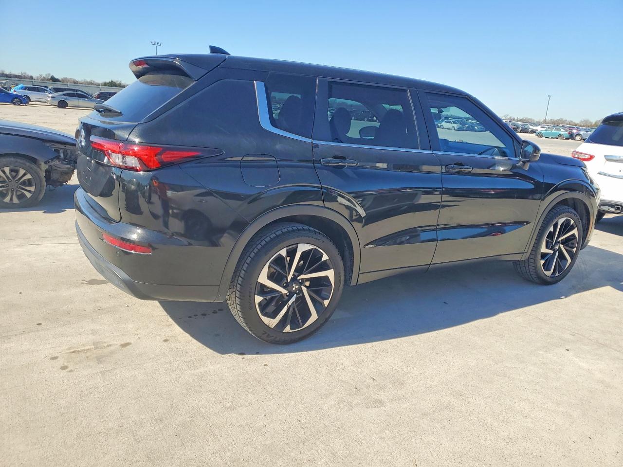 2022 MITSUBISHI OUTLANDER