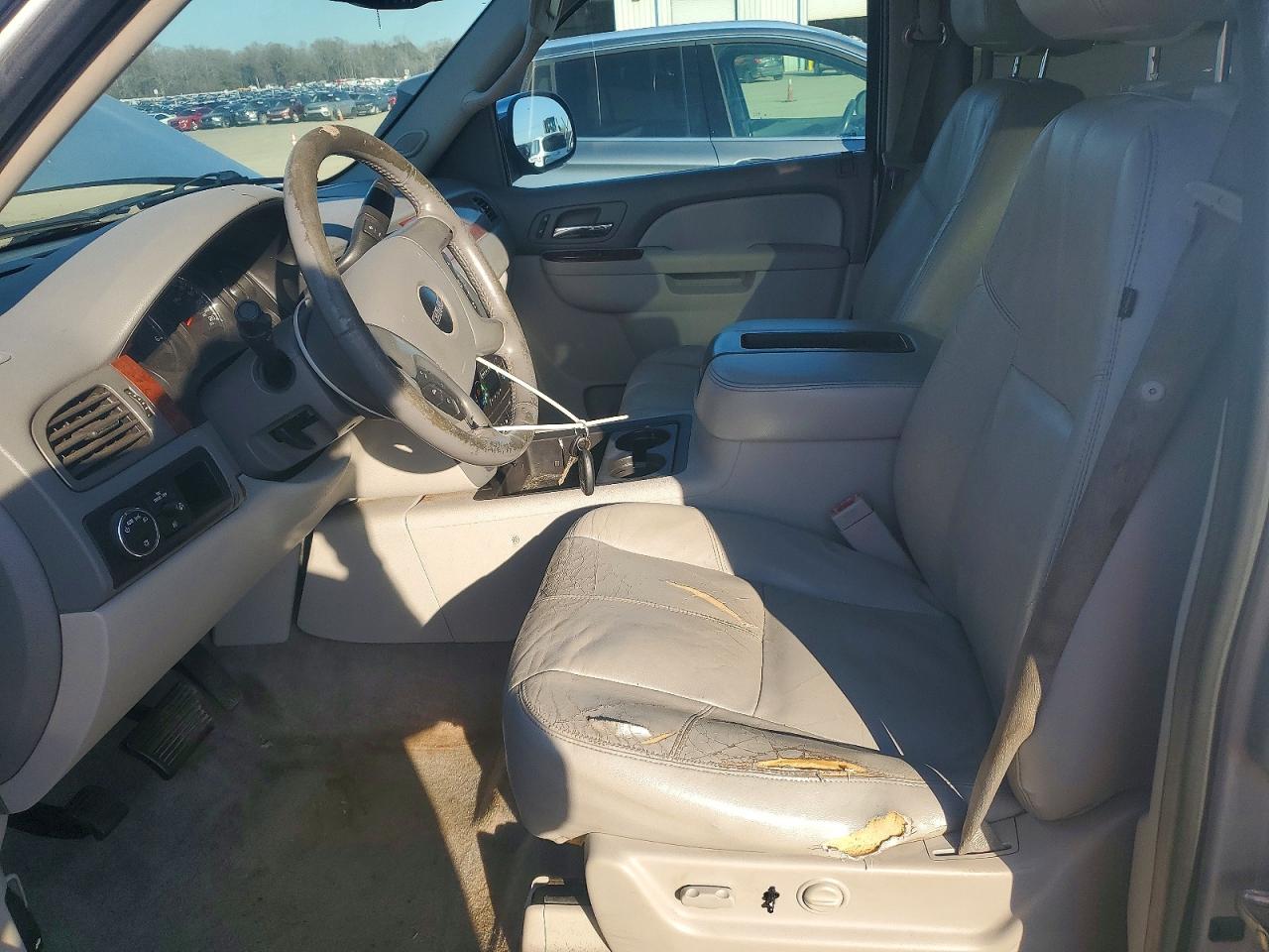 2012 GMC YUKON