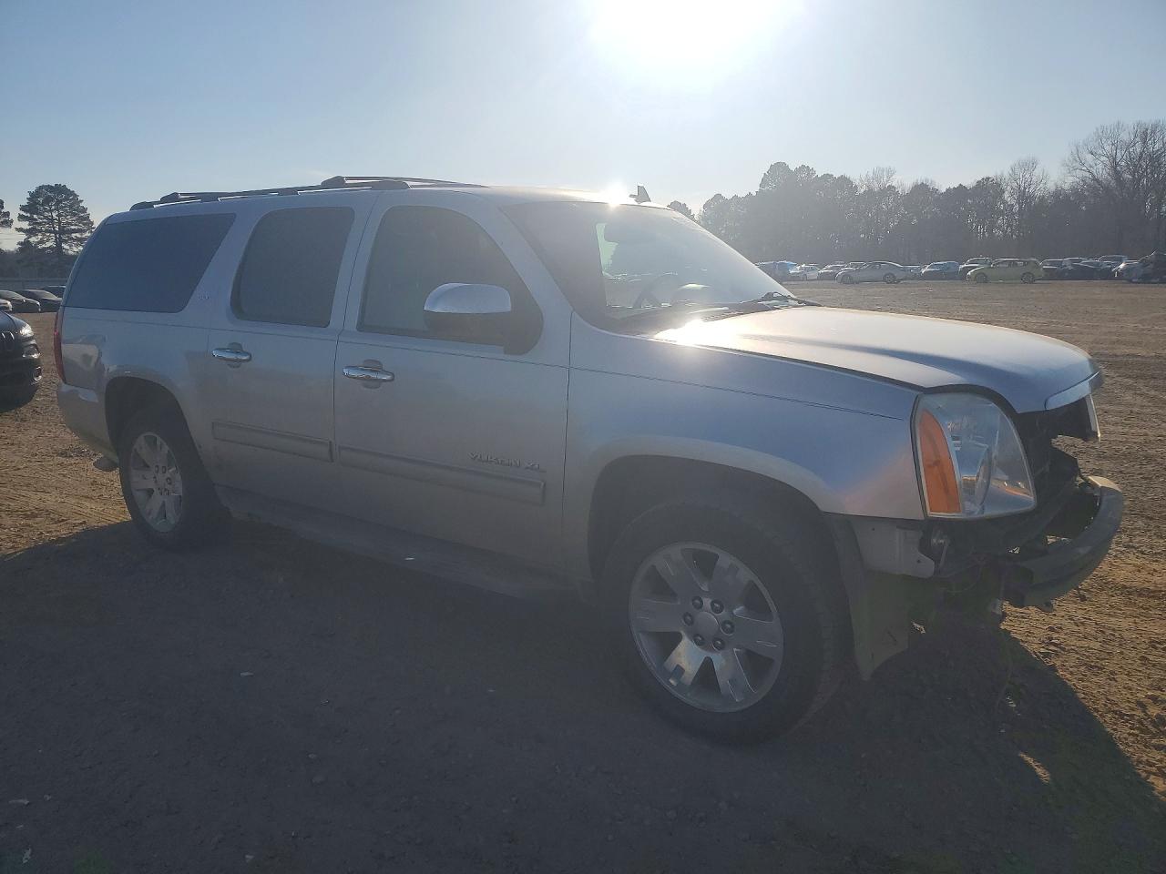 2012 GMC YUKON